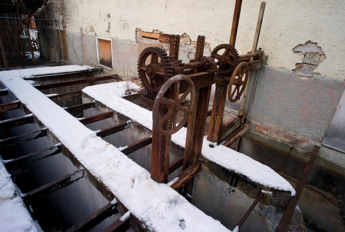 Die Schieber an der Wasserstube des Mühlkanals (Foto D. Peters)